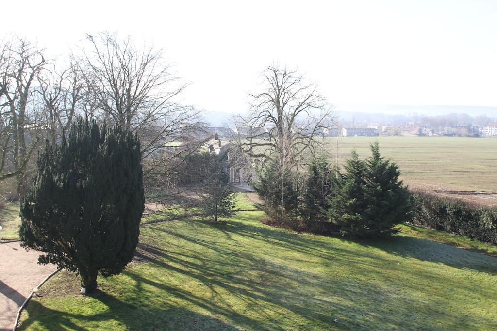 Chateau De La Folie Trie-Château Kamer foto