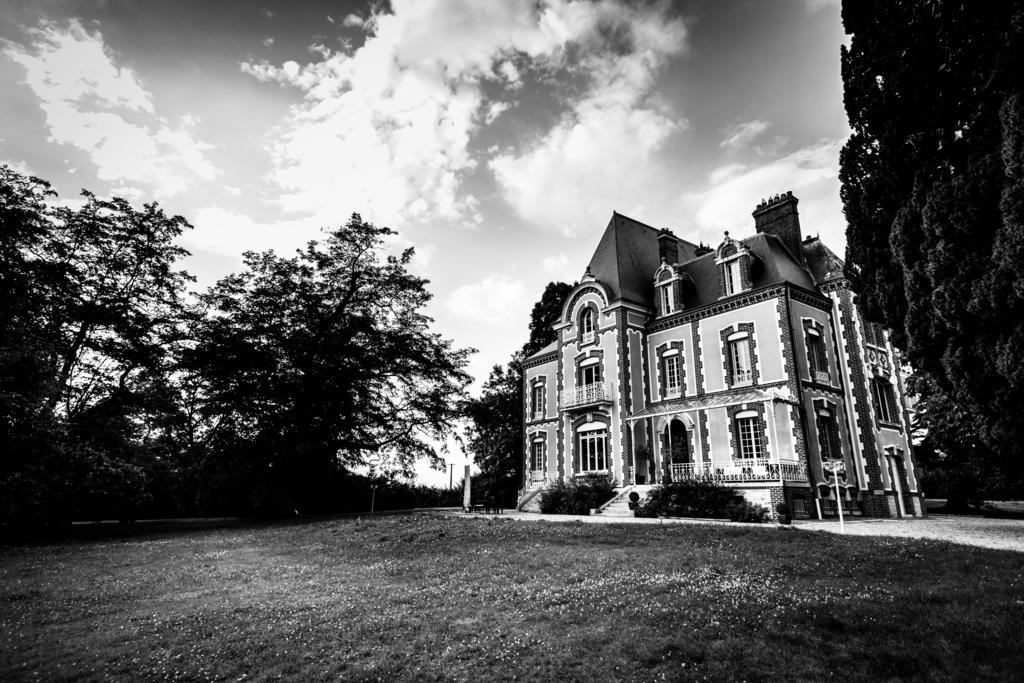 Chateau De La Folie Trie-Château Buitenkant foto